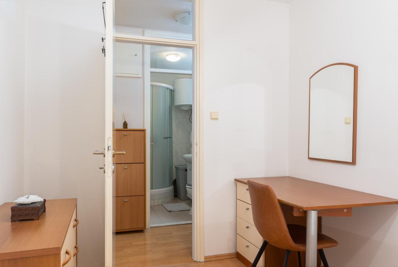 Apartman Adriatic Charm: Coastal Heaven Of