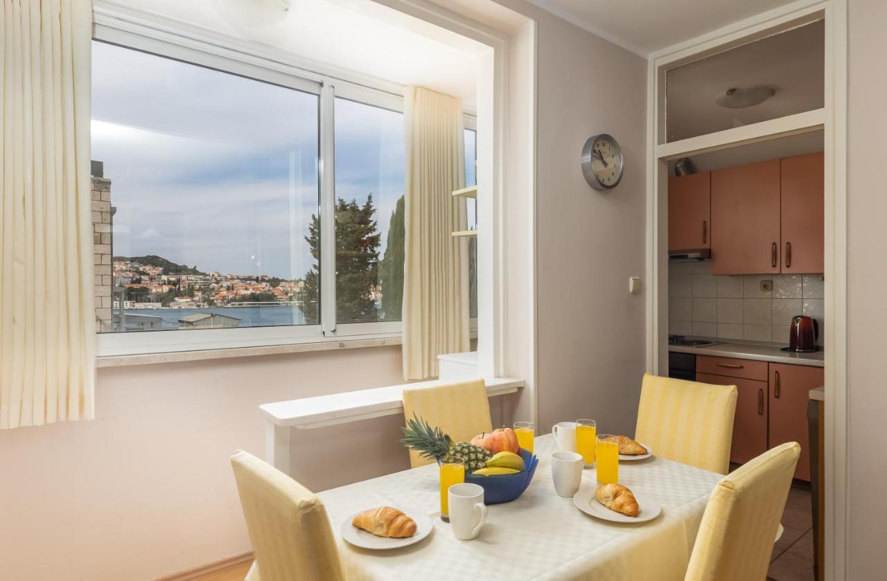 Adriatic Charm: Coastal Heaven Of Apartman *